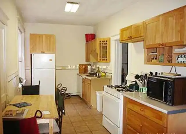 Property at 1657 Commonwealth Ave #1, Brighton, MA, 02135, 4 beds, 1 bath, [object Object]