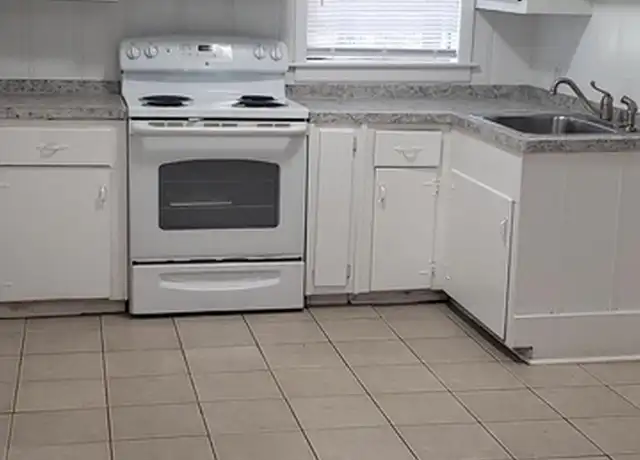 Property at 4140 Rainbow Dr Unit 2, Decatur, GA, 30034, 2 beds, 1 bath, [object Object]
