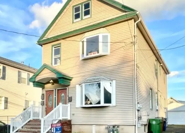 Property at 826 E Curtis St Unit 2, Linden, NJ, 07036, 3 beds, 1 bath, [object Object]