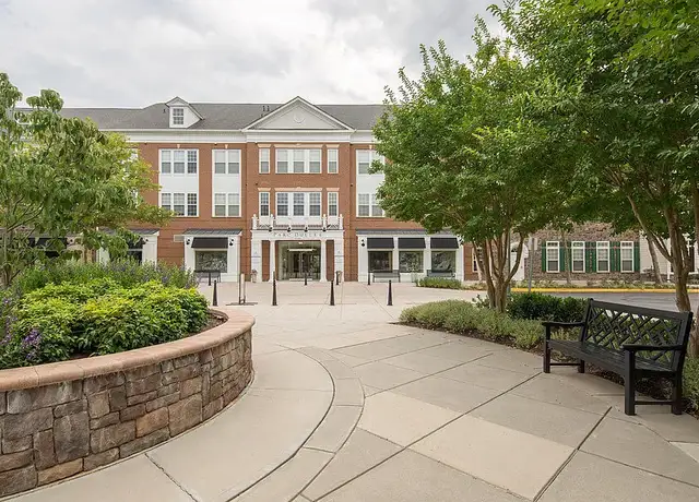 Photo of 21153 Parc Dulles Sq, Sterling, VA 20166
