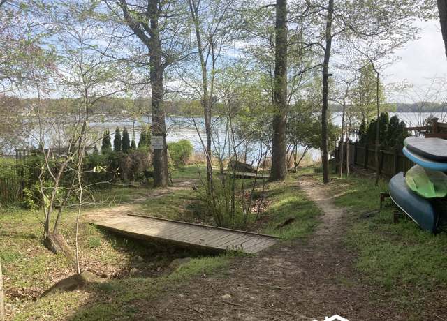 Photo of 304 Magothy Rd, Severna Park, MD 21146