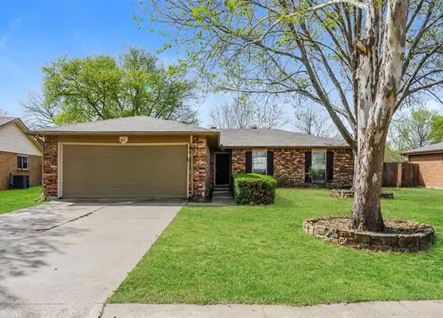Property at 830 Frances Dr, Grand Prairie, TX, 75052, 3 beds, 2 baths, [object Object]