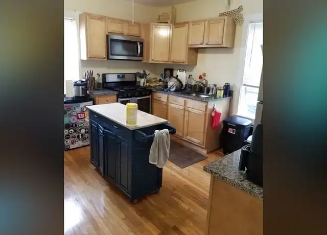 Property at 129 Summer St Unit 3, Somerville, MA, 02143, 1 bed, 1 bath, [object Object]