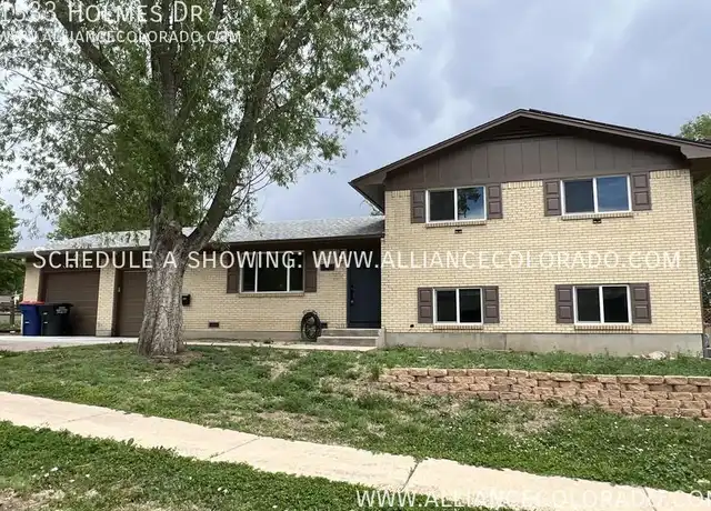 Property at 1333 Holmes Dr, Colorado Springs, CO, 80909, 4 beds, 2.5 baths, [object Object]