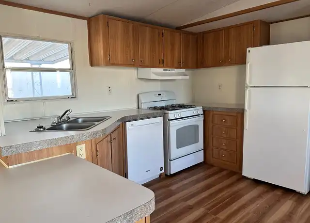 Property at 260 S Land St #31, Benson, AZ, 85602, 4 beds, 2 baths, [object Object]