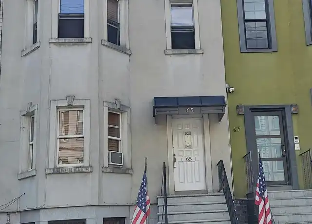 Property at 65 Hausman St Unit 2, Brooklyn, NY, 11222, 2 beds, 1 bath, [object Object]