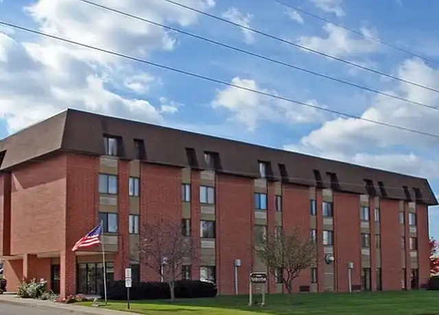 Property at Mad River Manor Senior 62+ &/or Disabled - 5580 Burkhardt Rd, Dayton, OH, 45431, 1 bed, 1 bath, [object Object]