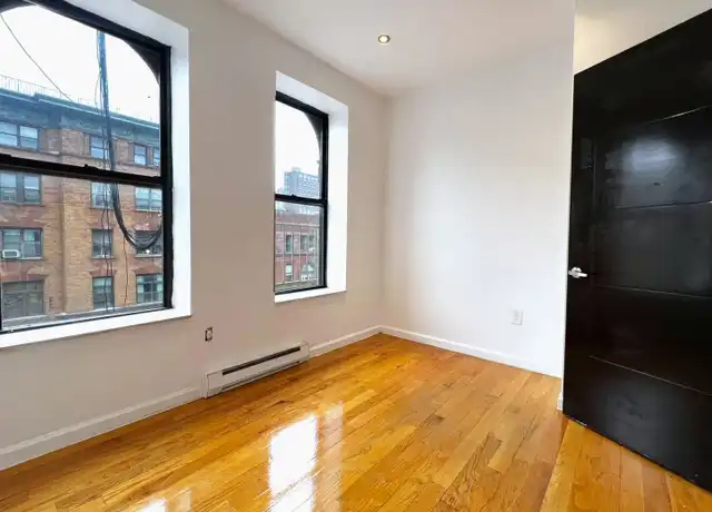 Property at 342 Manhattan Ave Unit 5S, New York, NY, 10026, 4 beds, 1 bath, [object Object]