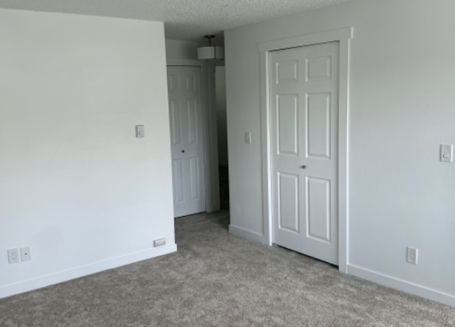Photo of 507 Grinnell Ave SW Unit 4, Orting, WA 98360