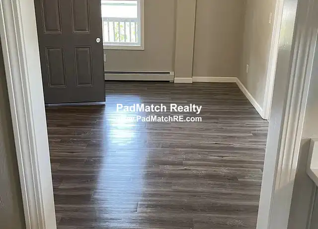 Property at 38 Foster St Unit 3B, Southbridge, MA, 01550, 2 beds, 1 bath, [object Object]