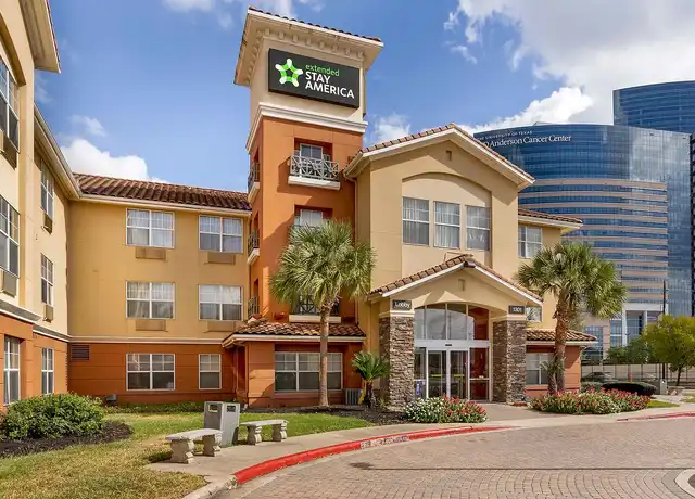 Property at Houston - Med. Ctr. - Braeswood Blvd. - 1301 S Braeswood Blvd, Houston, TX, 77030, 0 beds, 1 bath, [object Object]