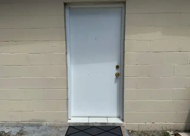 Property at 2106 N Himes Ave Unit 2, Tampa, FL, 33607, 1 bed, 1 bath, [object Object]