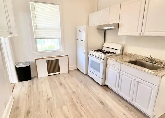 Property at 64 Grand St Unit 2, Mamaroneck, NY, 10543, 2 beds, 1 bath, [object Object]