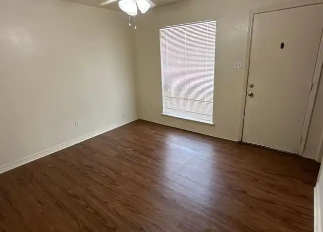 Property at 5705 E Texas St, Bossier City, LA, 71111, 1 bed, 1 bath, [object Object]