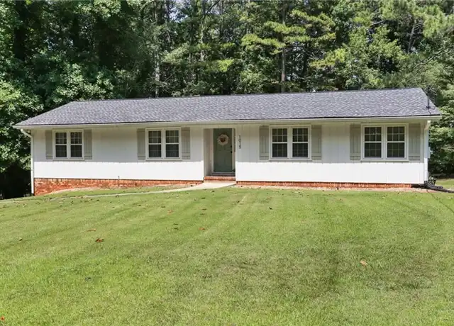 Property at 1015 Castlewood Dr, Woodstock, GA, 30189, 3 beds, 2 baths, [object Object]