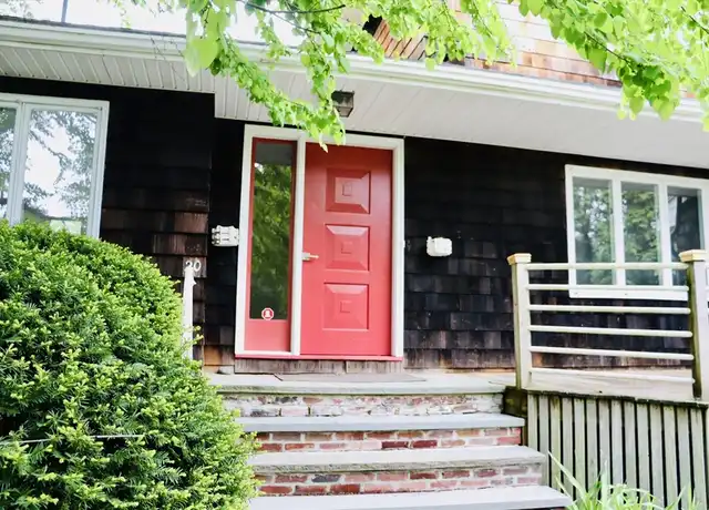 Property at 20 Tidd St Unit 2, Swampscott, MA, 01907, 1 bed, 1 bath, [object Object]