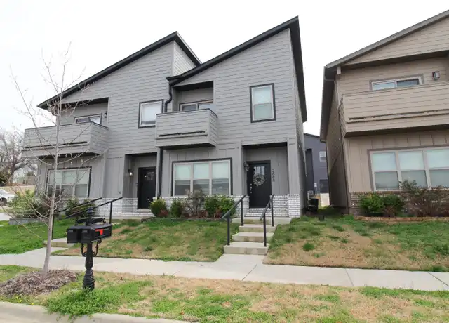 Property at 2648 N Ward Dr, Fayetteville, AR, 72704, 2 beds, 2.5 baths, [object Object]
