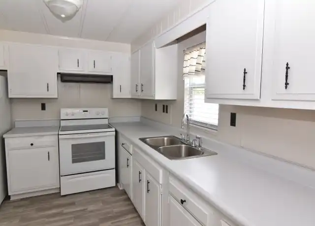 Property at 3644 Hunter Hill Rd, Rocky Mount, NC, 27804, 3 beds, 2 baths, [object Object]