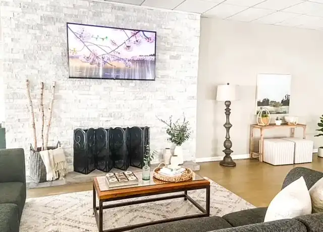 Property at Village in the Park Apartments - 1417 Valley Lake Dr, Schaumburg, IL, 60195, 1 bed, 1 bath, [object Object]
