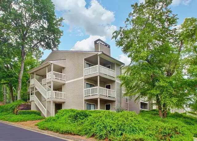 Photo of 600 Old Holcomb Bridge Rd, Roswell, GA 30076