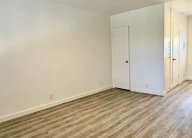 Property at 11511 Rochester Ave, Los Angeles, CA, 90025, 0 beds, 1 bath, [object Object]