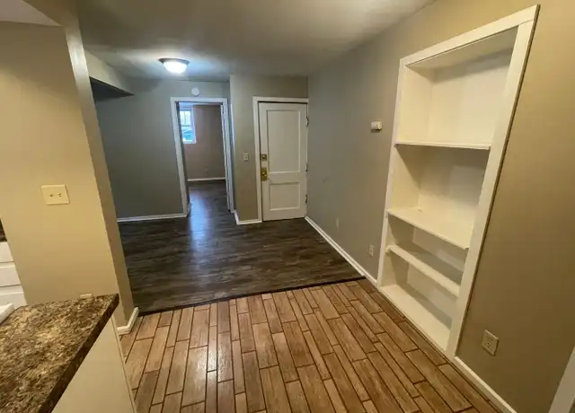 Property at 1530 Concordia Ave Unit 5, St Paul, MN, 55104, 2 beds, 1 bath, [object Object]