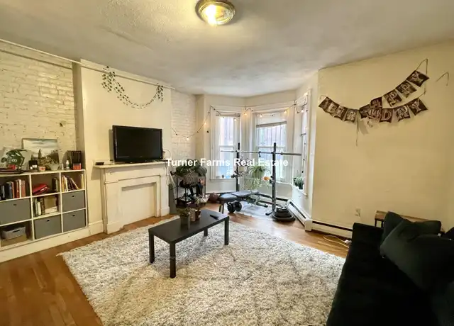 Property at 15 Sewall St Unit 1, Mission Hill, MA, 02120, 2 beds, 1 bath, [object Object]