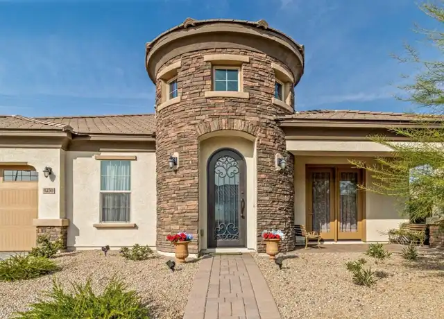 Property at 4250 E Valencia Dr, Phoenix, AZ, 85042, 3 beds, 2.5 baths, [object Object]