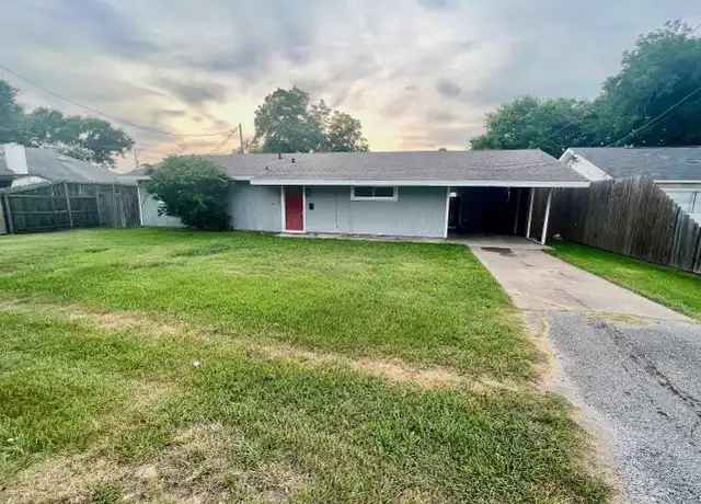 Property at 2610 Avenue G Unit G, Nederland, TX, 77627, 3 beds, 1 bath, [object Object]