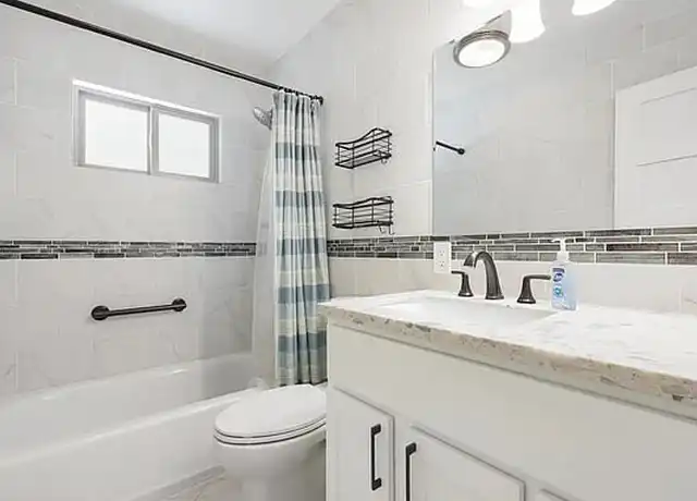 Property at 7555 Linda Vista Rd, San Diego, CA, 92111, 1 bed, 1 bath, [object Object]