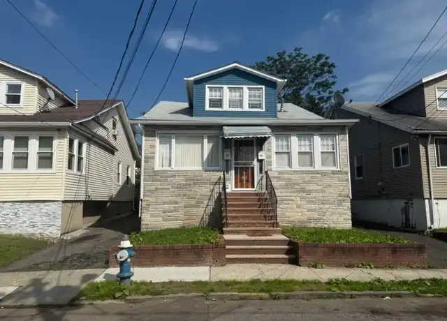Property at 284 Isabella Ave, Irvington, NJ, 07111, 2 beds, 1 bath, [object Object]