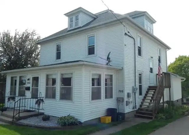 Property at 386 Ellen St, Platteville, WI, 53818, 3 beds, 1 bath, [object Object]