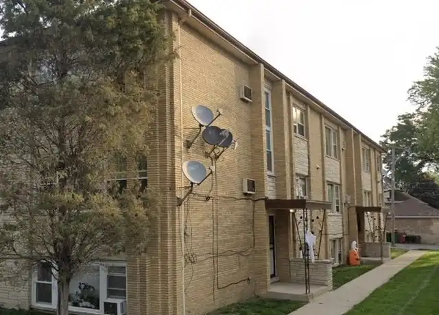 Property at 3533 S Harlem Ave Unit 2M, Berwyn, IL, 60402, 1 bed, 1 bath, [object Object]