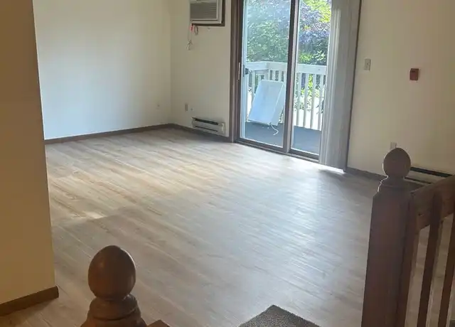 Property at 5955 S Kingan Ave Unit 11, Cudahy, WI, 53110, 2 beds, 1 bath, [object Object]