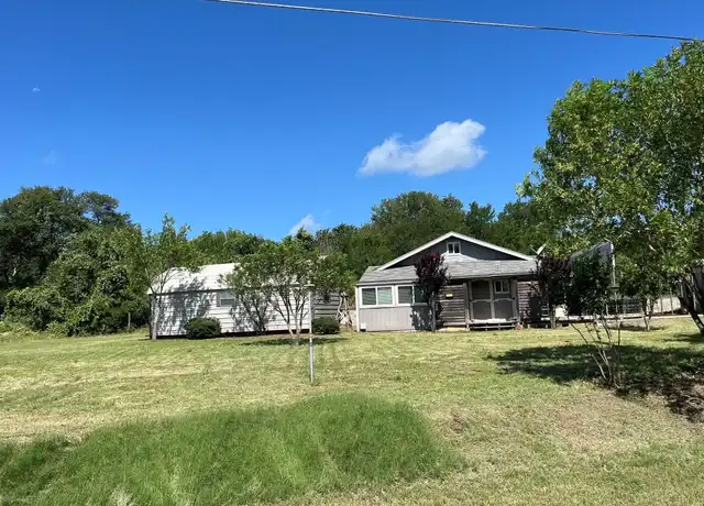 Property at 152 Shiloh Rd, Bastrop, TX, 78602, 1 bed, 1 bath, [object Object]
