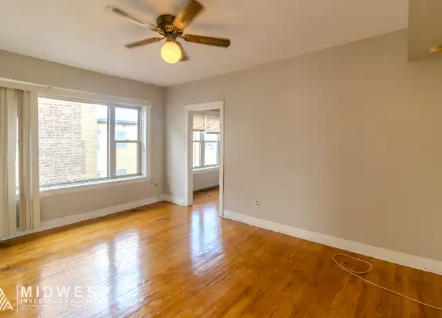 Property at 6710 S Claremont Ave Unit 317, Chicago, IL, 60636, 1 bed, 1 bath, [object Object]