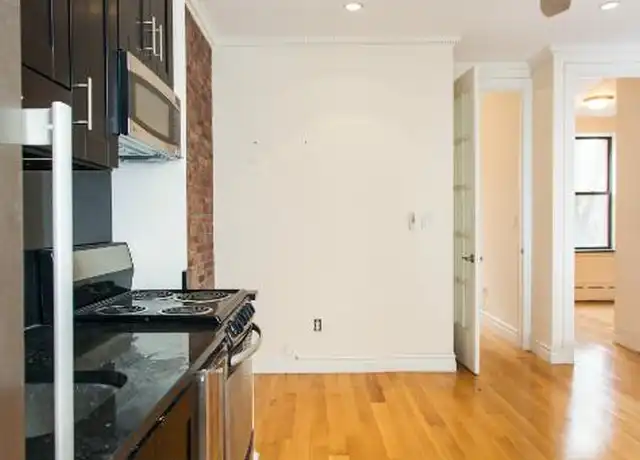 Property at 326 E 35th St Unit 23, New York, NY, 10016, 3 beds, 1 bath, [object Object]