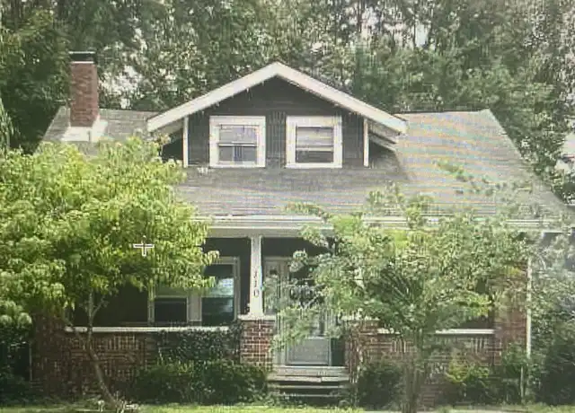 Property at 110 E Hillside Dr #100, Bloomington, IN, 47401, 1 bed, 1 bath, [object Object]