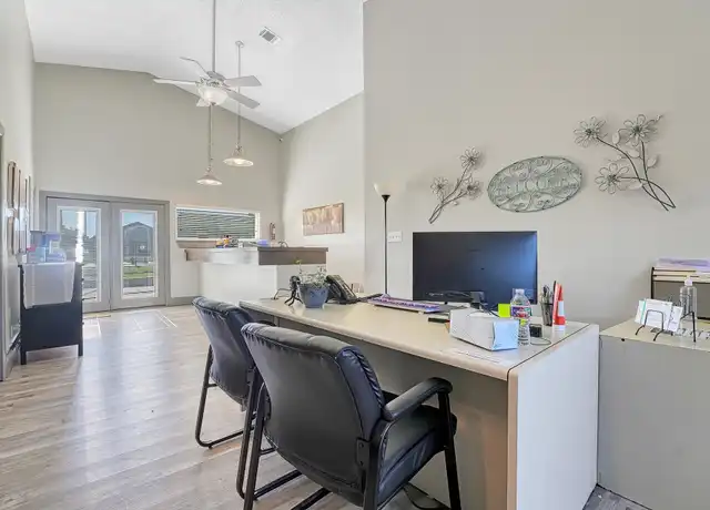 Property at Discover Unmatched Comfort and Convenience at Apple Creek Apartments in Altus, OK! - 1501 S Park Ln, Altus, OK, 73521, 2 beds, 1-2 bath, [object Object]