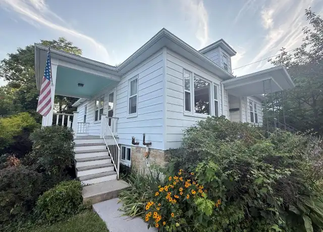 Property at 622 S Church St, Charles Town, WV, 25414, 2 beds, 2 baths, [object Object]
