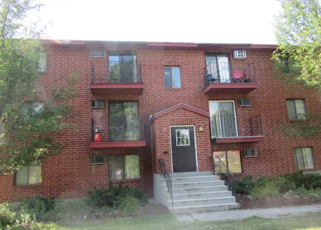 Property at 1225 Bodwell Rd, Manchester, NH, 03109, 2 beds, 1 bath, [object Object]