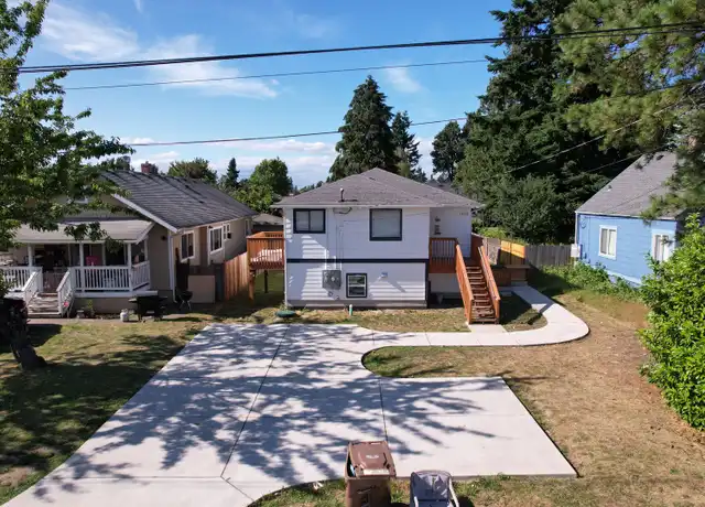 Property at 1415 S 56th St Unit B, Tacoma, WA, 98408, 3 beds, 1 bath, [object Object]