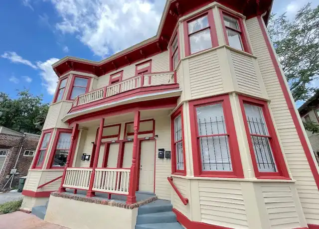 Property at 1007 Jefferson St, Savannah, GA, 31401, 2 beds, 1 bath, [object Object]
