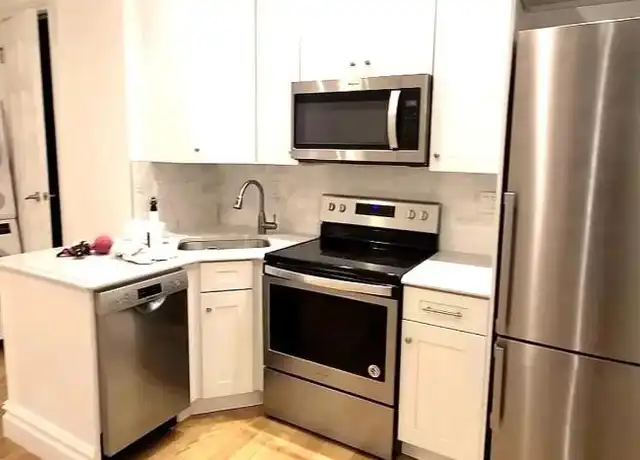 Property at 1720 2nd Ave, New York, NY, 10128, 3 beds, 1 bath, [object Object]