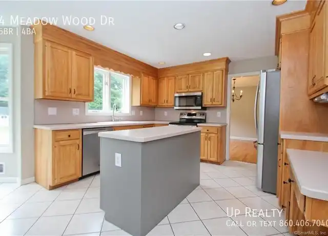 Property at 4 Meadow Wood Dr, Suffield, CT, 06078, 5 beds, 3.5 baths, [object Object]