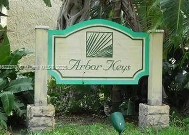 Property at 4467 Treehouse Ln Unit G, Tamarac, FL, 33319, 2 beds, 2 baths, [object Object]