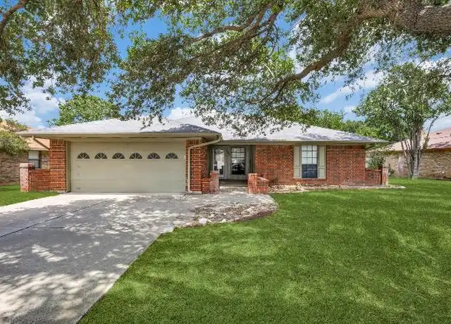 Property at 601 Porter Ave, Crowley, TX, 76036, 3 beds, 2 baths, [object Object]