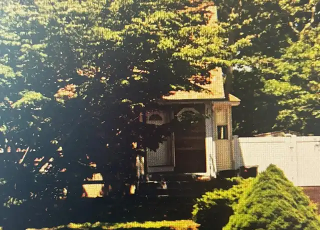 Property at 81 Parkwood Dr, Mastic Beach, NY, 11951, 3 beds, 2 baths, [object Object]