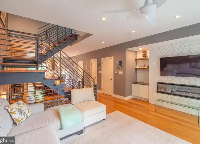 Property at 1007 S 17th St, Philadelphia, PA, 19146, 4 beds, 3.5 baths, [object Object]
