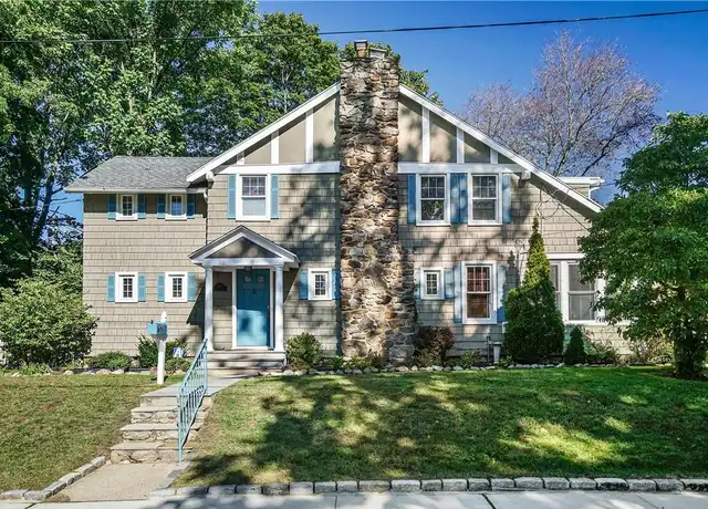 Property at 437 Carroll Ave, Mamaroneck, NY, 10543, 3 beds, 2.5 baths, [object Object]